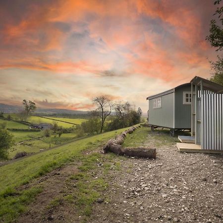 The Heron Shepherds Hut At Lyth Valley Brigsteer Екстер'єр фото
